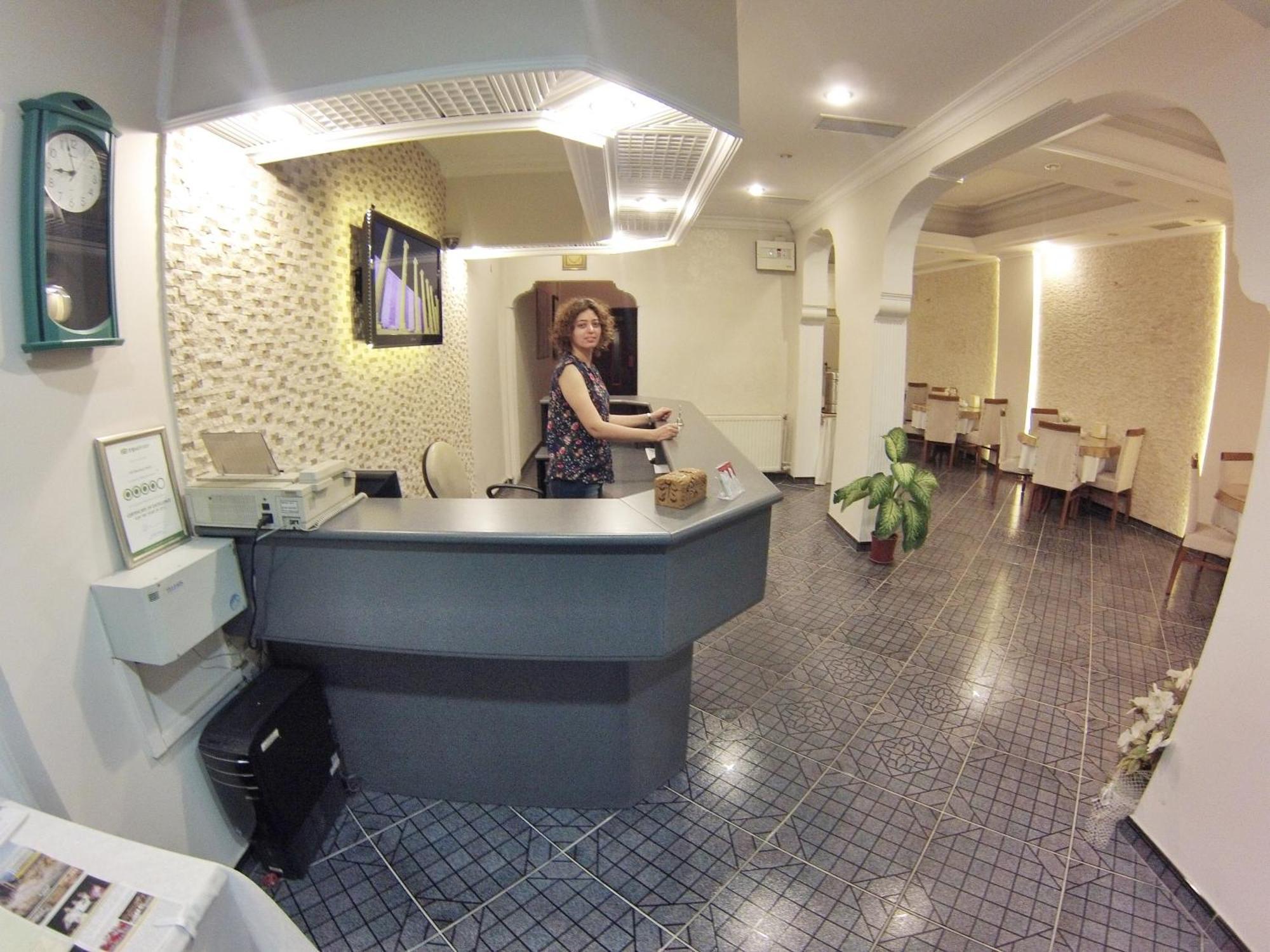 Anil Hotel Bergama Exterior photo